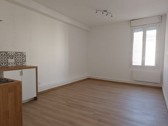 Location Appartement 3 pièces 65m² NARBONNE 11100 - Photo 1