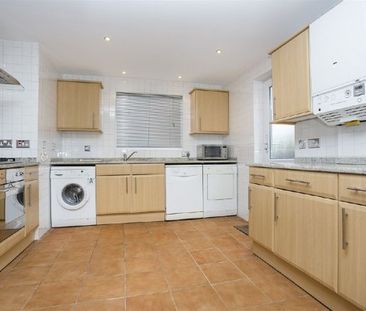 4 Bed - Dollis Avenue, Finchley, N3 1by - Photo 5