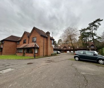 Flat 1 Bassett Wood Mews - Photo 5