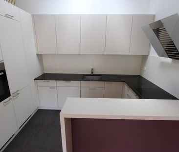 Très bel appartement en attique à Péry - Photo 4