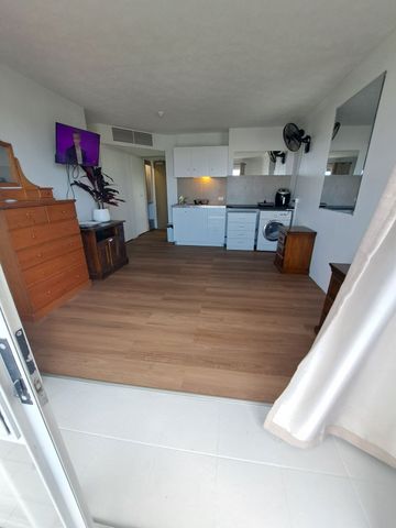 Southport Broadwater Jewel in the Crown Studio! - Photo 3