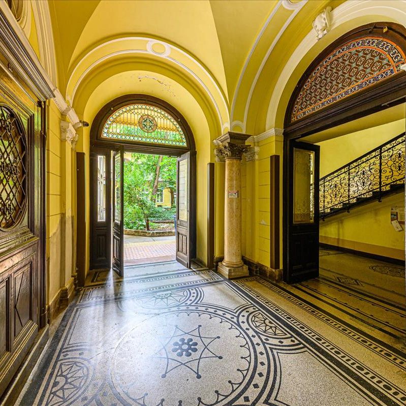 Kiadó átlagos állapotú lakás - Budapest VIII. kerület - Fotó 1