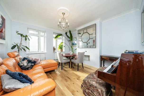 2 bedroom flat to rent - Photo 1