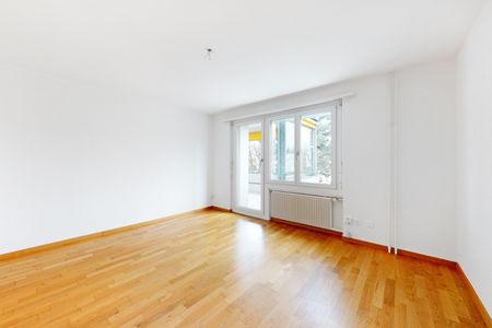 Modernisierte Wohnung mit grossem Balkon? - Foto 5