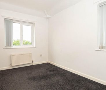 3 bedroom House To Let - Photo 3