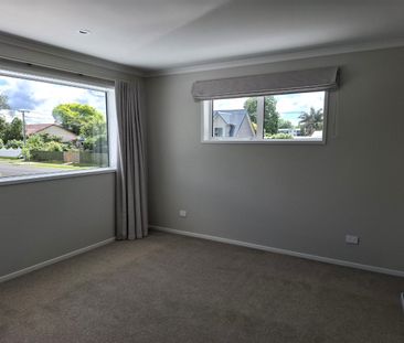 Welcome to your dream home! - Photo 1