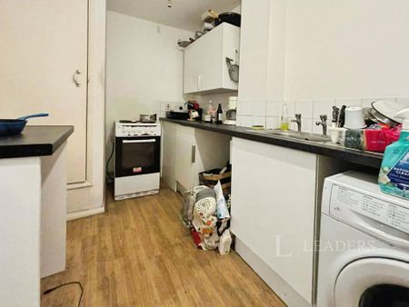 1 bedroom apartment to rent - Photo 4