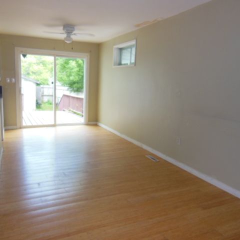 1345 ATHOL 3 BEDROOMS OPEN CONCEPT - Photo 1