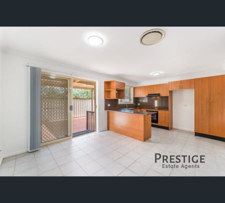 8/10-11 Devonport Street, Wakeley, NSW 2176 - Photo 3