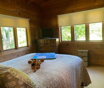 Country Living - Photo 2