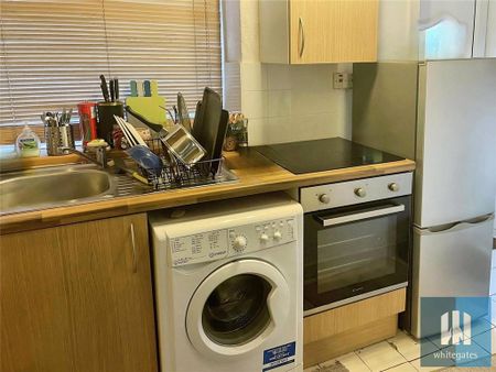 2 bedroom terraced house to rent - Photo 3