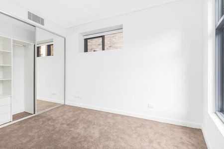 One Bedroom Apartment in Sydney Prime Location For Renting - Photo 3