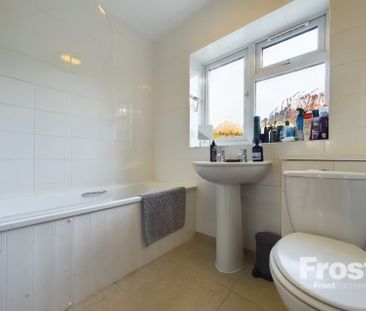 Percy Avenue, Ashford, Surrey,TW15 - Photo 4