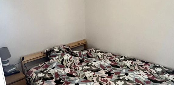 A LOUER - CAEN rue de l'arquette - T1 bis 28m2 - Photo 2