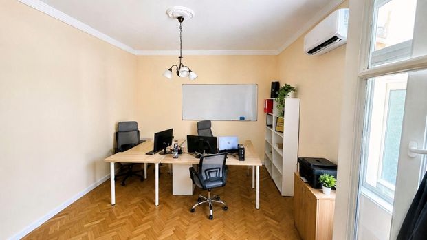 Închiriază Apartament 4 camere Ștefan cel Mare - Photo 1