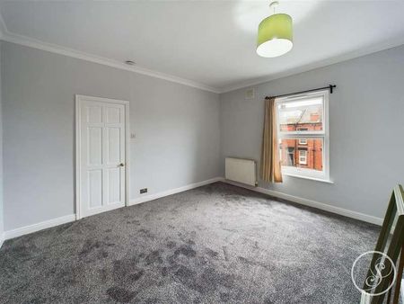 Rombalds Terrace, Leeds, LS12 - Photo 4