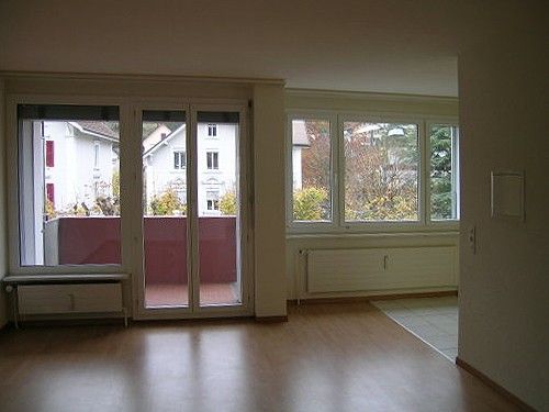 Moderne 3.5-Zimmer-Wohnung in Biel/Bienne - Photo 1