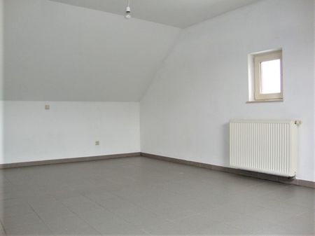 ruim appartement met terras en 2 slaapkamers. - Foto 3