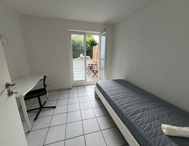 Wohngemeinschaft, Zimmer im Erdgeschoss mit Terrasse zu vermieten - Foto 1