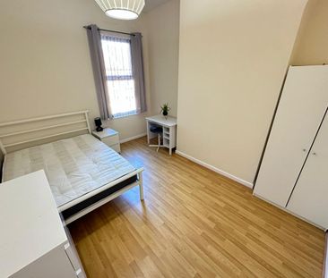 Egerton Road, Wavertree. - Photo 5