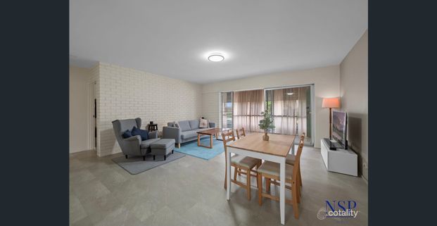 Large Unit in Great Position - Photo 1