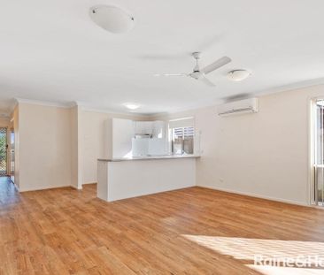 Family Home in a great location! - Photo 5