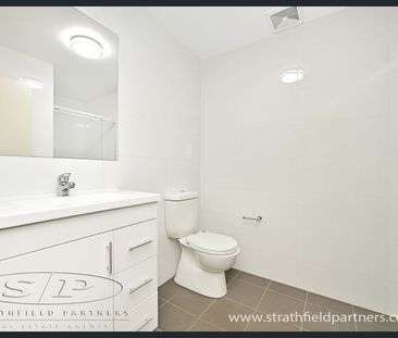 Great Location, 1 Bedroom Apartment - Photo 1