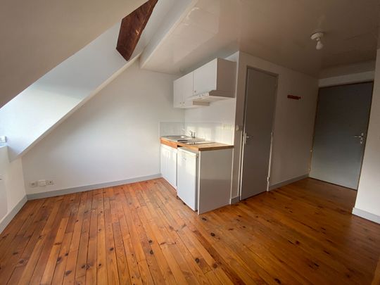 Location Appartement 1 pièce 19m² - Photo 1