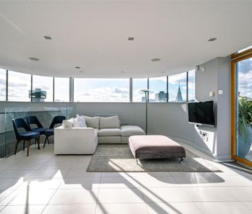 3 bedroom flat to rent - Photo 2