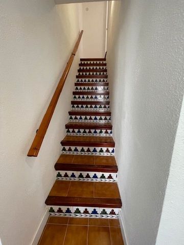 Casa adosada de alquiler en Carrer Pla de L'amerador, Pueblo Español - Coveta Fumá - Photo 5