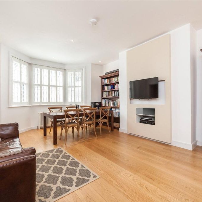 3 bedroom flat to rent - Photo 1