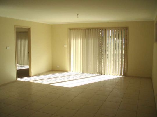 20/16 Litchfield Place, Gilmore ACT 2905 - Townhouse For Rent | Domain - Photo 1