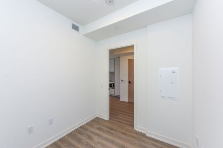 For Lease - 8 Interchange Way Unit# 3908, Vaughan, Ontario - Photo 3