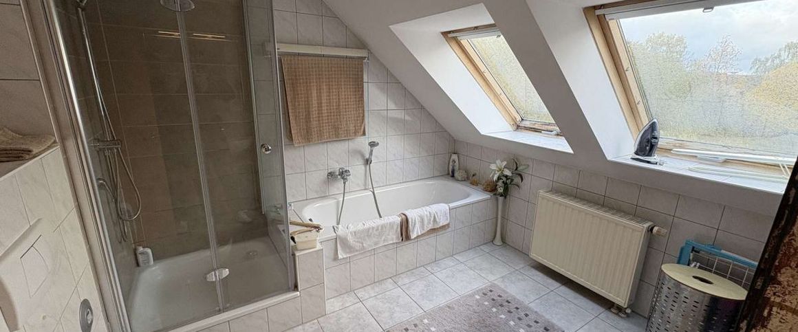 Top gepflegte Dachgeschoss-Wohnung mit Galerie in Dortmund-Aplerbeck - Foto 1