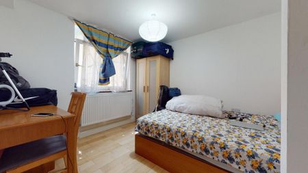 2 bedroom ground floor flat to rent - Photo 5