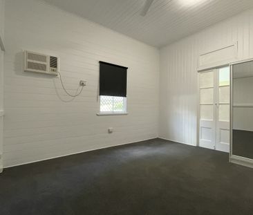 Family Home! - Photo 4