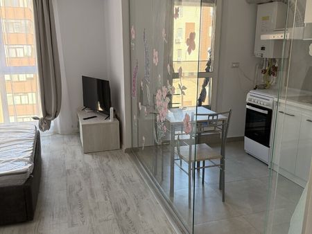 Militari Residence, prima inchiriere, bucatarie inchisa - Fotografie 5