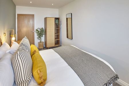 Crescent Avenue - Photo 4