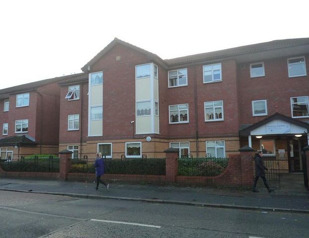 FLAT 16 Rosemoor Gardens, Norris Green - Photo 1