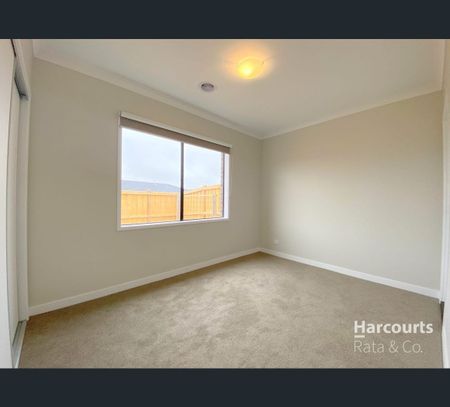 6 Pinfold Road, Wollert, Vic 3750 - Photo 4