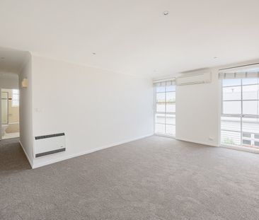 7/178 Gillies Street, Fairfield VIC 3078 - Photo 3