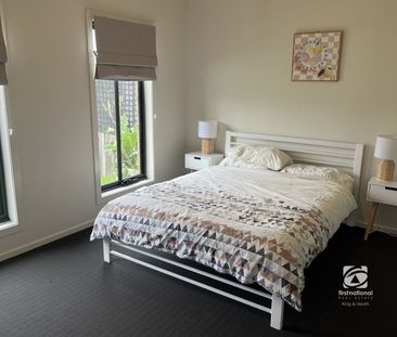 FULLY FURNISHED MODERN HOME - Photo 6