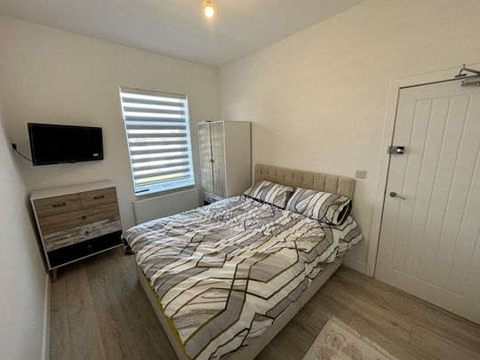 4 bedroom house share to rent - Photo 1