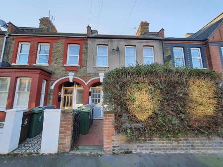2 bedroom maisonette to rent - Photo 3