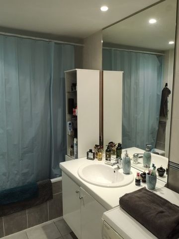 Location Appartement 2 pièces 42m² VILLEURBANNE 69100 - Photo 4