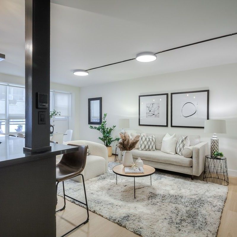 For Lease - 420 Eglinton Avenue Unit# 409, Toronto, Ontario - Photo 1