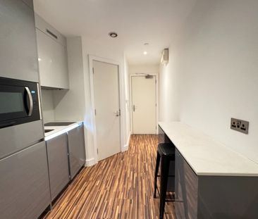 Studio Flat, Old Trafford, M16 - Photo 2