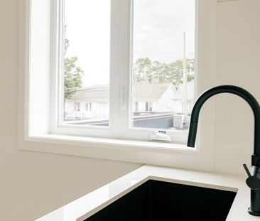 For Lease - 2034 Danforth Avenue Unit# 201, Toronto, Ontario - Photo 4