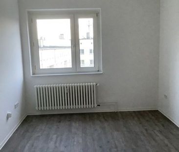 Sofortiger Einzug möglich - Ideale 1-Zi.-Single-Wohnung für Student... - Photo 2