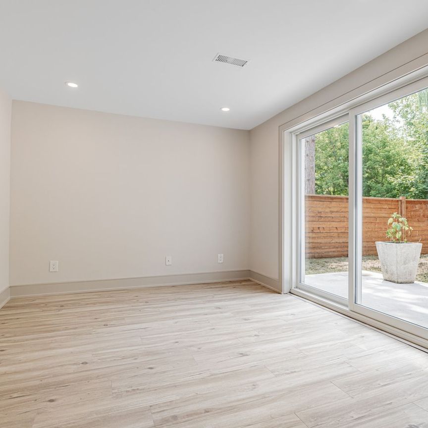 For Lease - 43 Thorny Brae Drive, Markham, Ontario - Photo 1